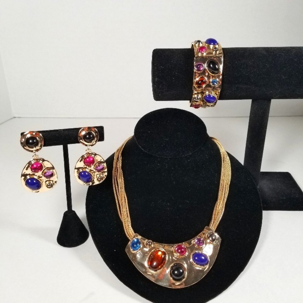 Statement Gold tone jeweled SET  of Necklace, bracelet and earrings.